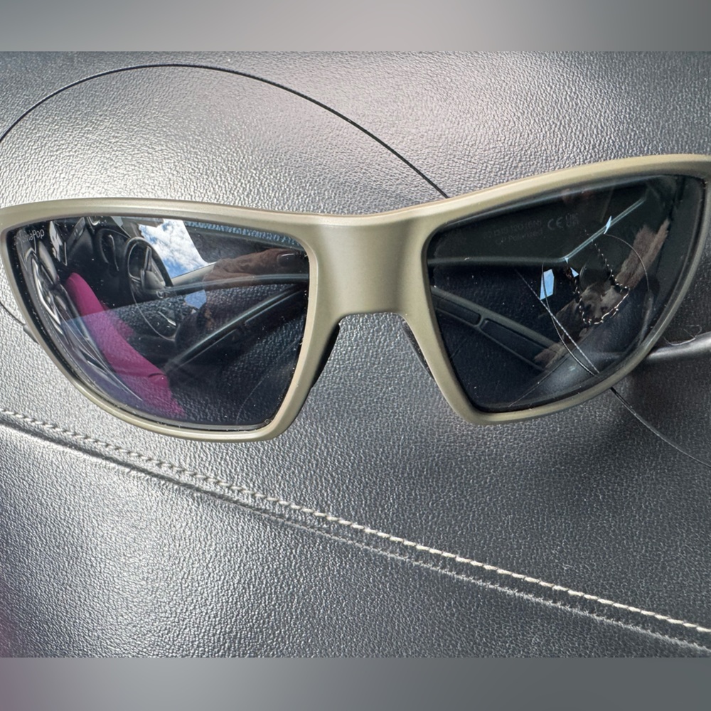 SMITH Guide’s Choice Chromapop polarchromic glass sunglasses